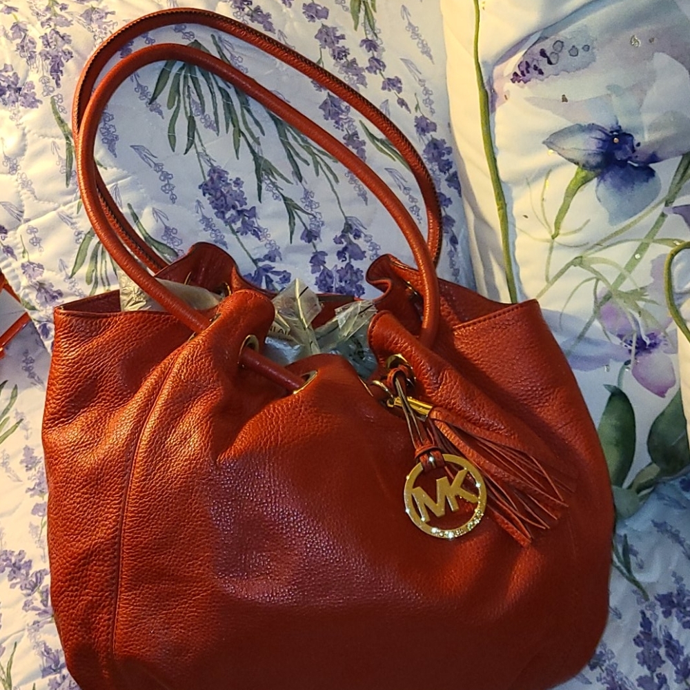 Michael Korea purse